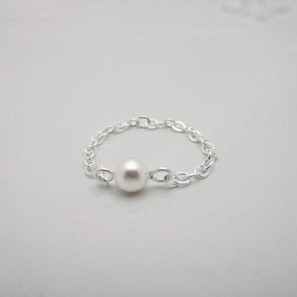 Tiny Pearl Chain Ring