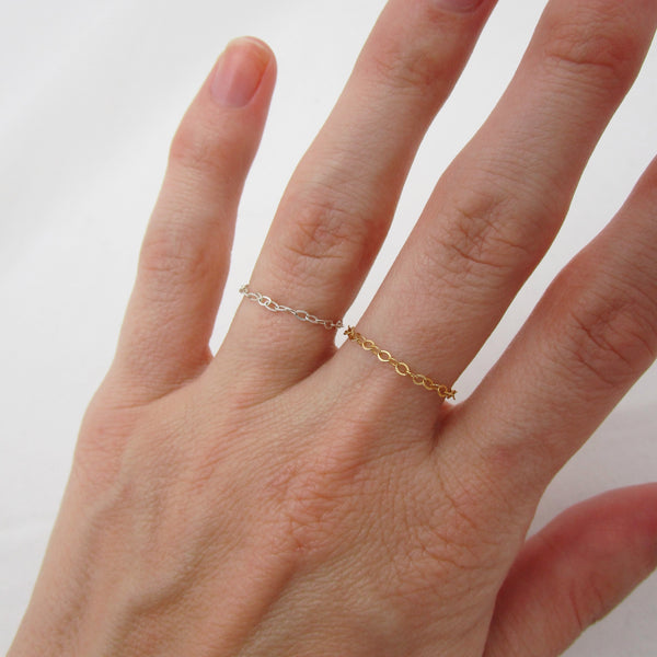 Dainty Gold Chain Ring